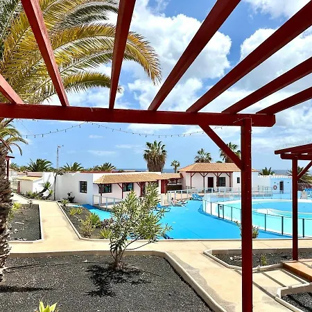 Encantador Con Vistas A La Piscina *