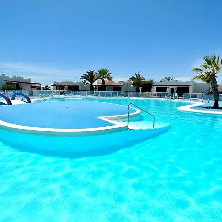 Διαμέρισμα Encantador Con Vistas A La Piscina